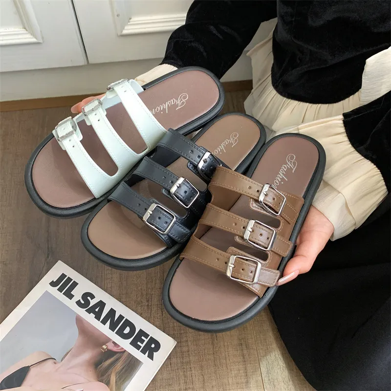 Free Shipping 2026 Fashionable Flat For Women Summer Buttoned Up And Worn In A Straight Drag On Beach Slippers_voghion.com