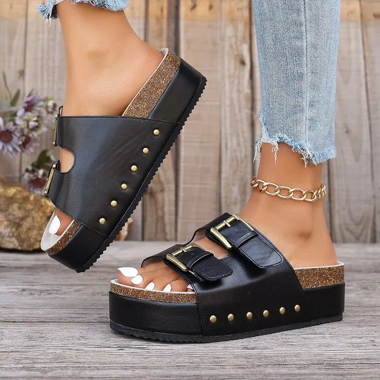 Large Thick Soled Belt Buckle For Women Summer 2026 New Rivet Slippers_voghion.com