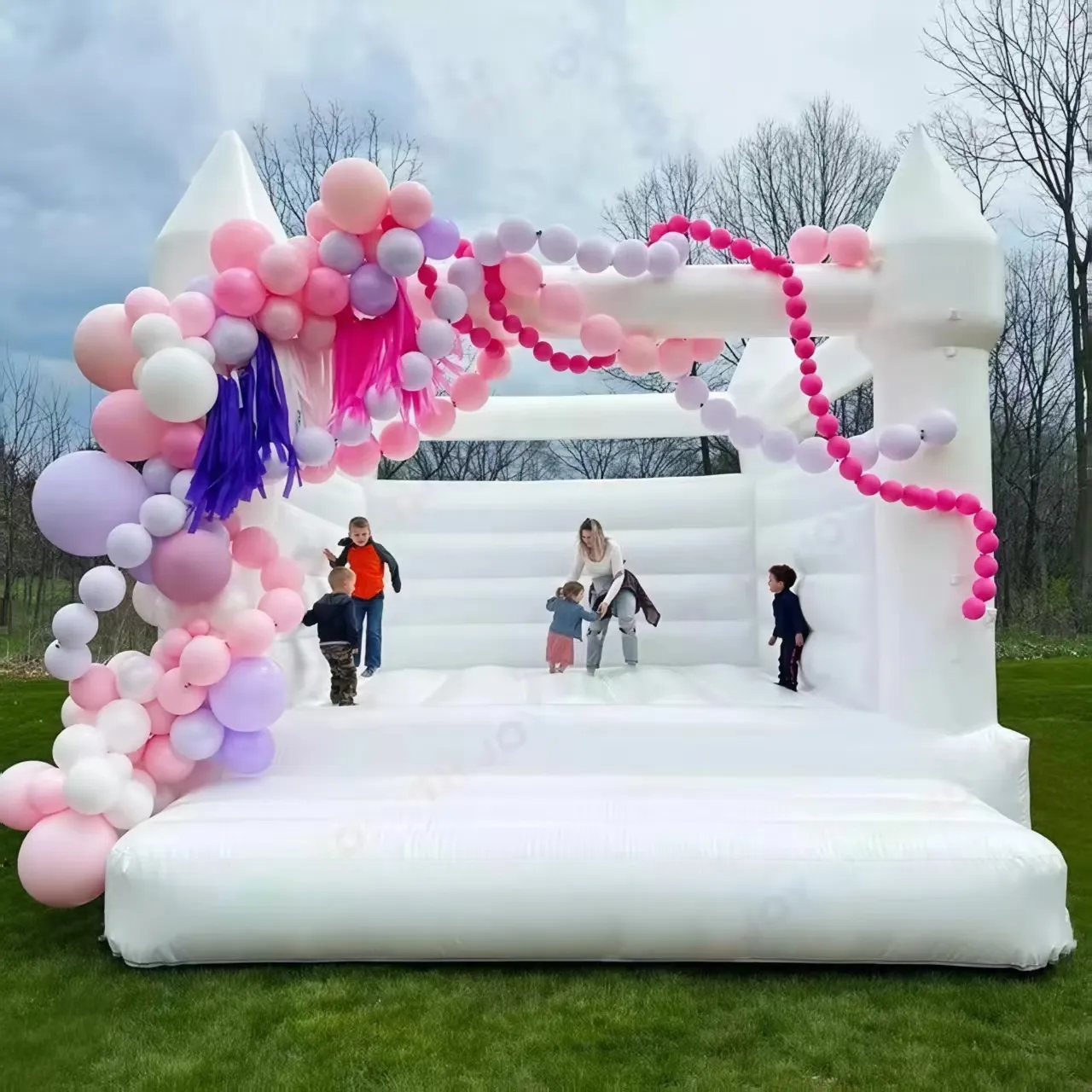 Wedding Inflatables Inflatable Bouncer Castle: Pink & White Wedding... From Longdidi ...