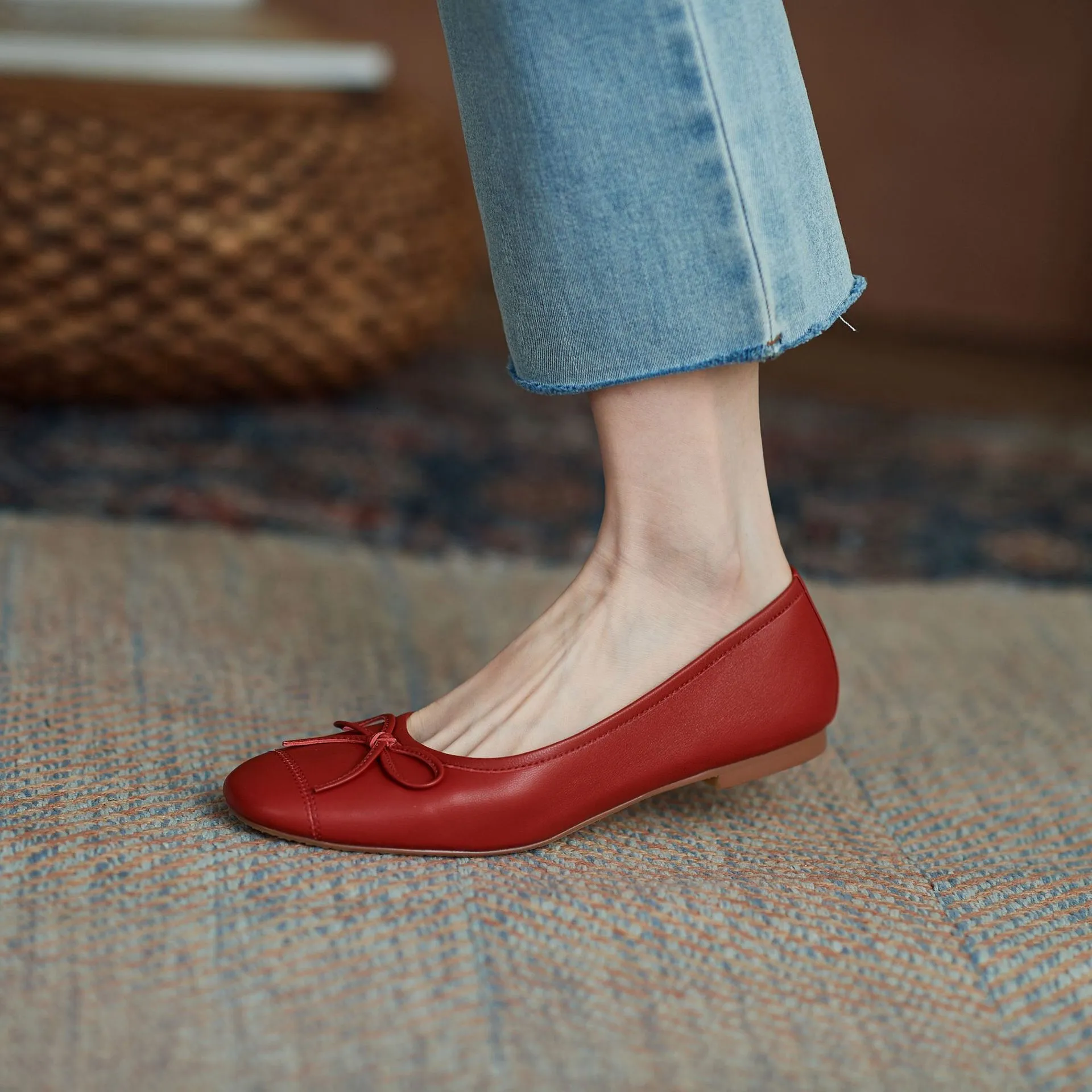 Damen Ballerinas In Silber Metallic Mit Eckiger Kappe Und Sohle_voghion.com