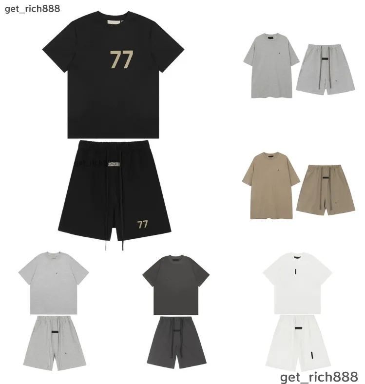 Hot Sale Essential Shorts Designer Men Tracksuits Fashion Men Set Classic TShirt Shorts Mens Short Sleeve T Shirts_viptrois.com