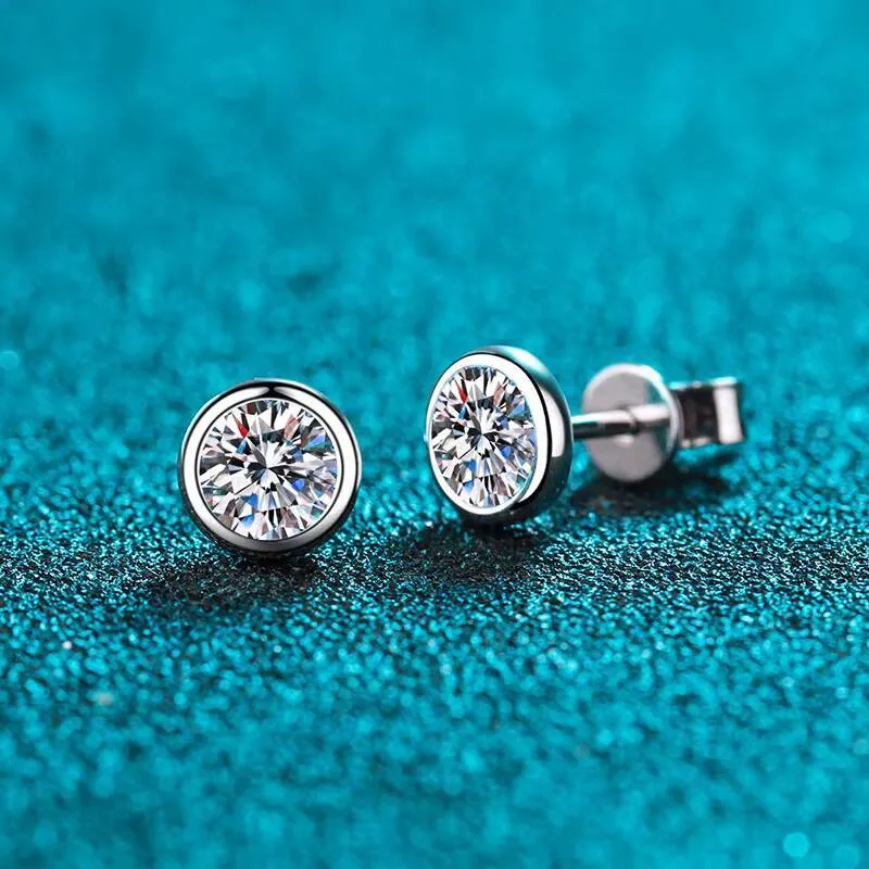 OAHLAN Fine Jewelry 1CT Round Cut Moissanite S925 Sterling Silver Stud Earrings For Women Wedding Engagement_voghion.com