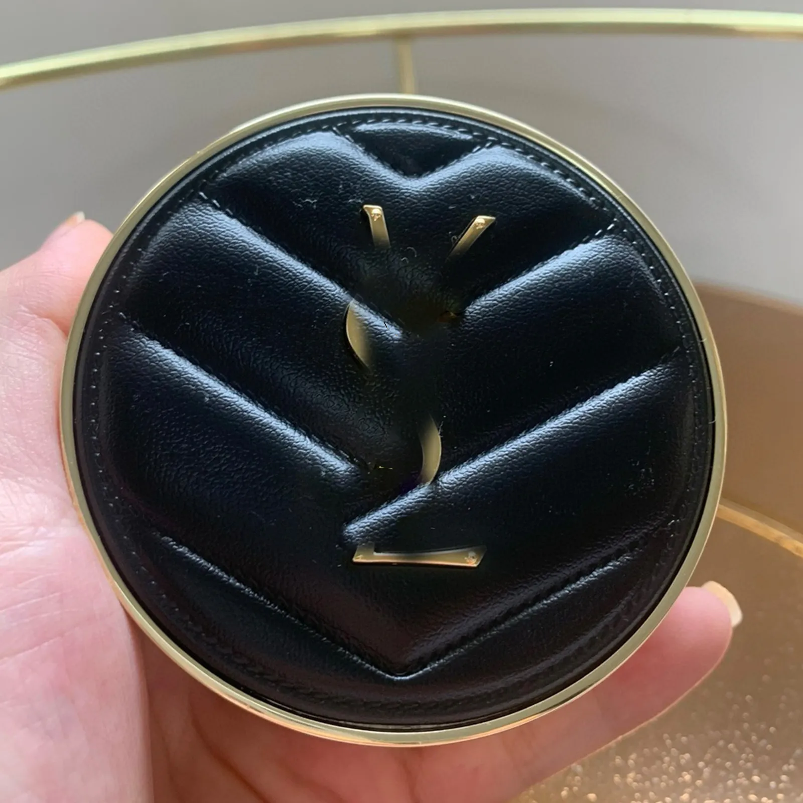 SLL Black Leather Cushion Foundations 14g   Medium... 