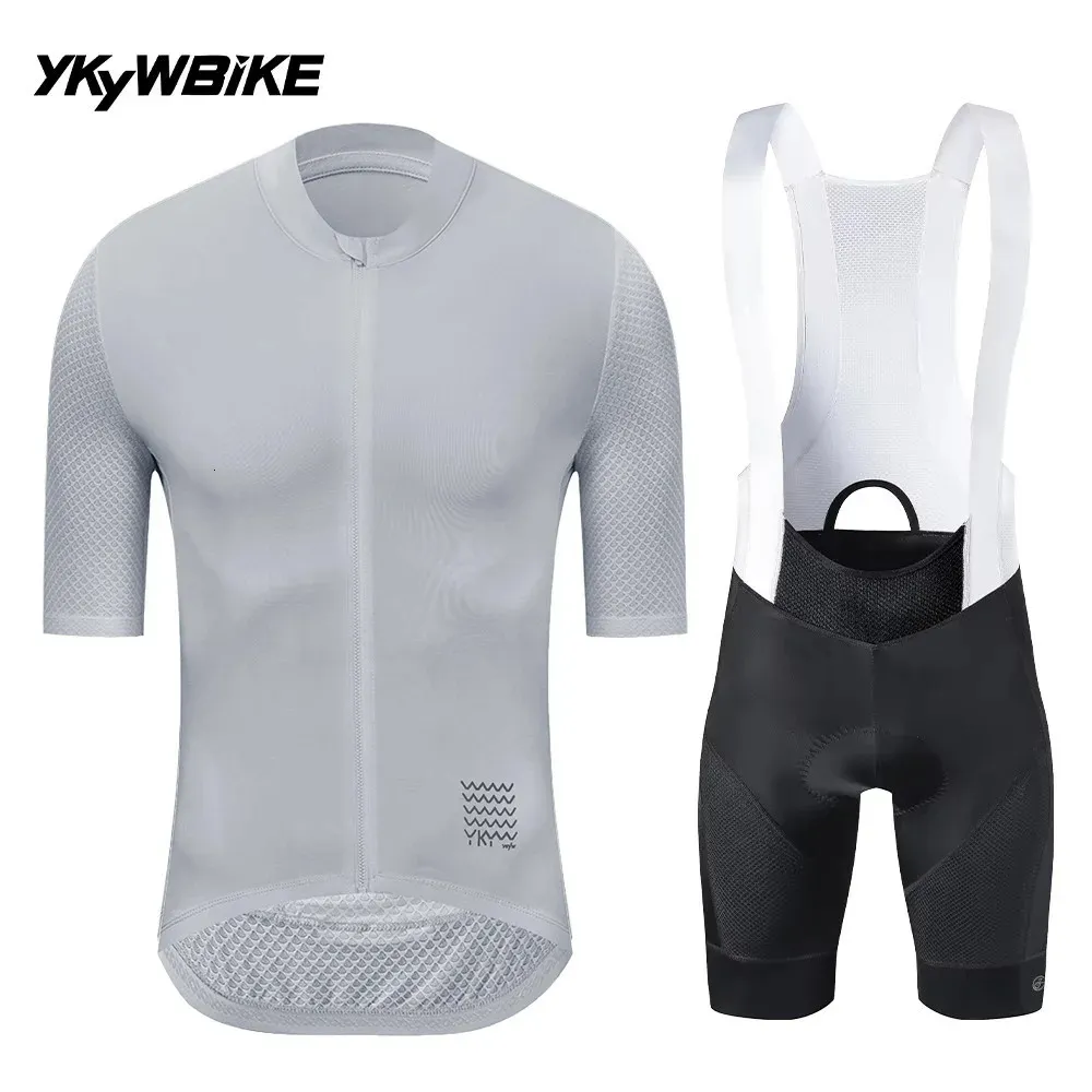 Maillots de cyclisme, kit de chemises de vélo de route + shorts Maillots de cyclisme, kit de chemises de vélo de route + shorts