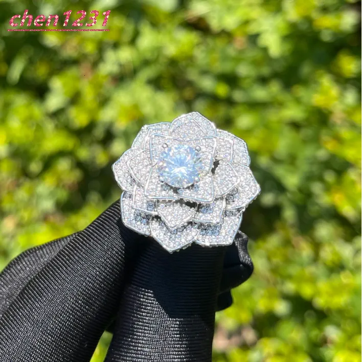 DE Shiny Hiphop Dazzling Iced Fashion Brass Silver Rose Gold Jewelry Striking Moissanite Big Flower Ring_voghion.com