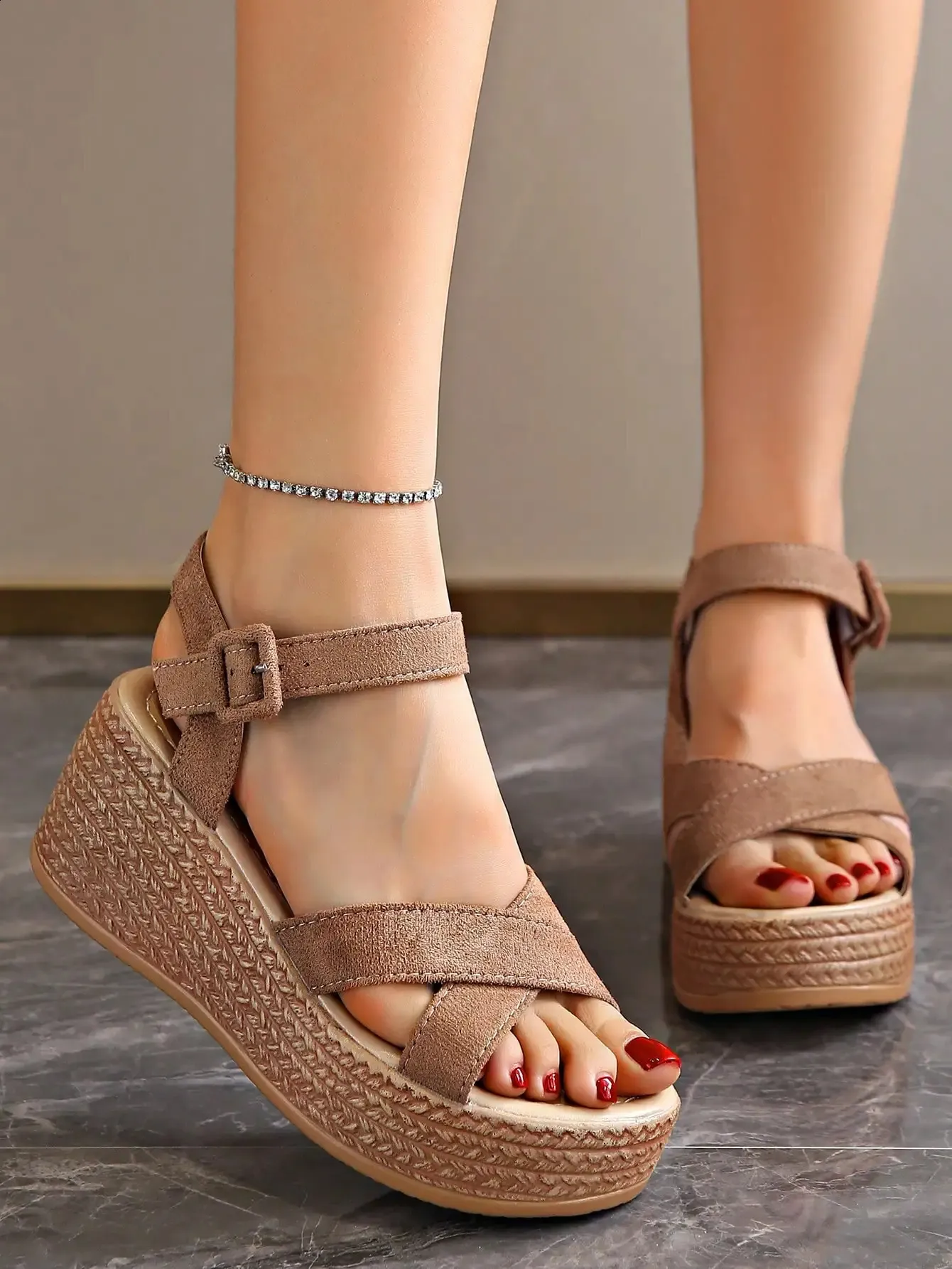 Casual Lightweight Platform Sandals For Women Thick Soled Summer_voghion.com