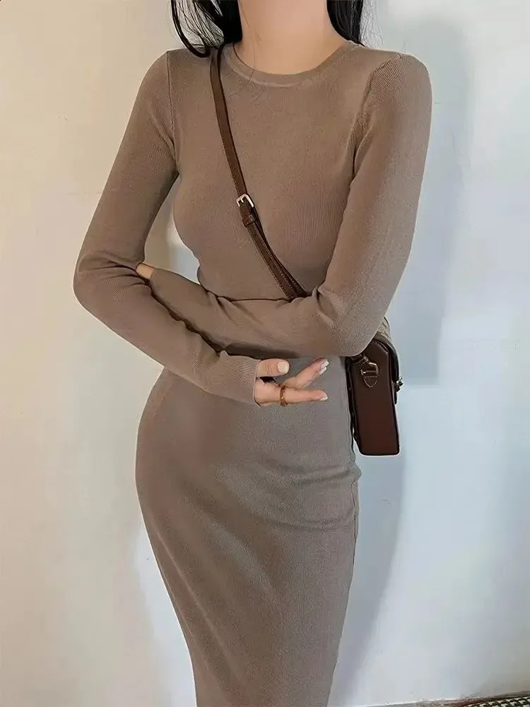 Solid O Neck Retro Long Sleeve Floor-Length Polyester Jersey Dress Harajuku Fashion from Dhgate Urban Sexy Dresses