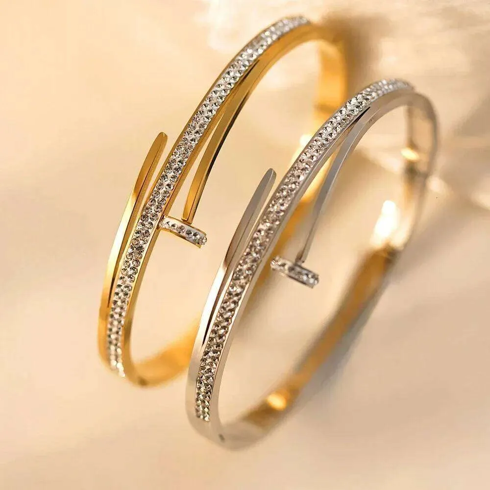 316 Nail Light Luxury Titanium Steel Women's High Quality Bracelet Multi Functional Non Fading Hand Jewelry XJ260224_voghion.com