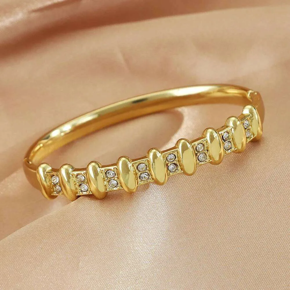 Women's Stainless Steel Geometric Zircon Cuff Bangle Bracelet_voghion.com