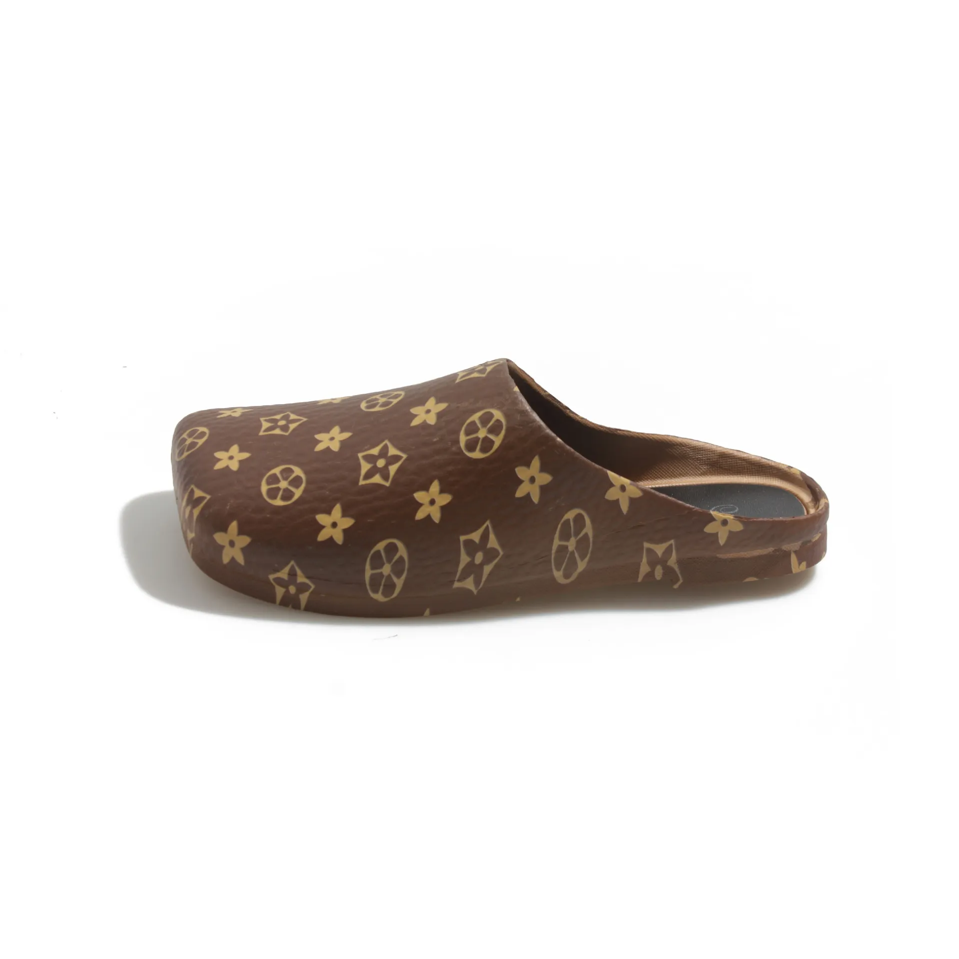 2026 Semi Wrapped Spring And Summer New For Women Versatile One Foot Kick Wearing On The Outside Thick Soled With No_voghion.com