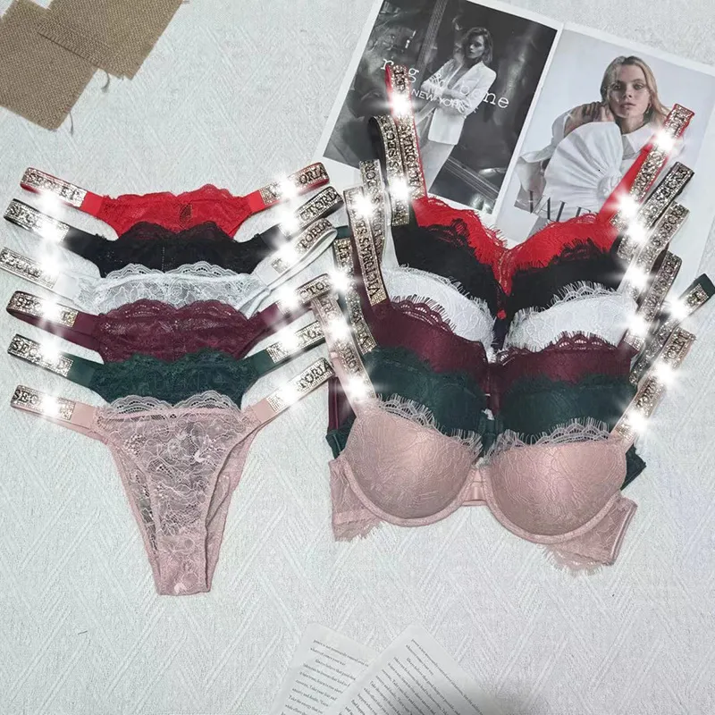 ヴィクトリアシークレット　下着　パンツ　ショーツ　ブラ　セット　セクシー VS☆見せてかわいい♡プッシュアップブラ&ショーツセット (Victoria's