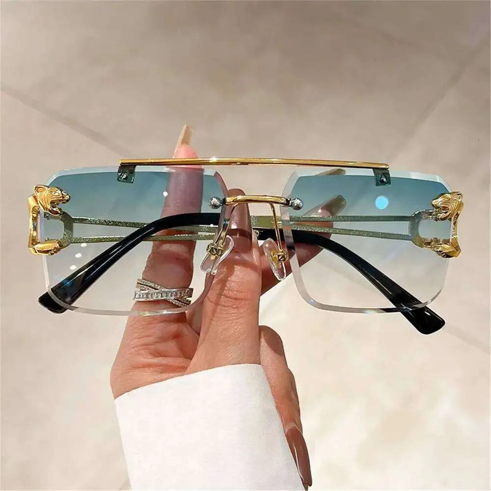 Retro Oversized Square Sunglasses with UV400 Protection Retro Black Square Sunglasses | Unisex Oversized Shades  main image 4