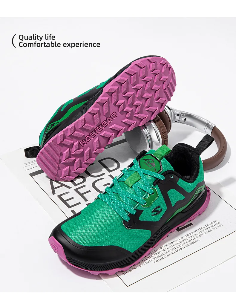 Breathable Mesh Hiking Shoes With Anti Collision Toe Cap And Grip_voghion.com