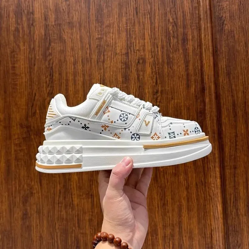 Sneakers bianche uomo con plateau lacci scarpe antiscivolo_voghion.com