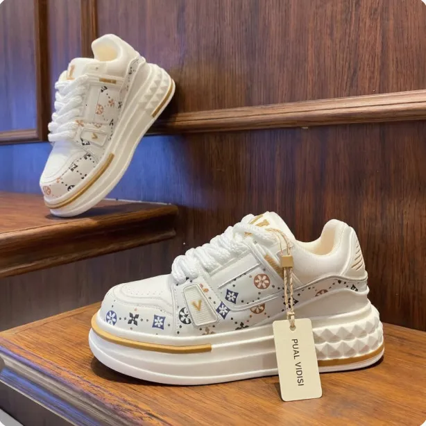 Sneakers da uomo bianche con plateau, suola spessa, lacci antiscivolo, calzatura casual da strada per tutti i giorni._voghion.com