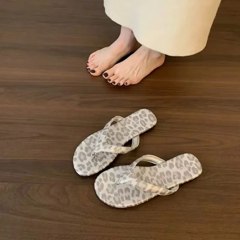 Pantofole da donna con tacco alto, alla moda, con punta a clip, sandali grossi da donna, tendenza estiva, scarpe con plateau da donna 260602_voghion.com