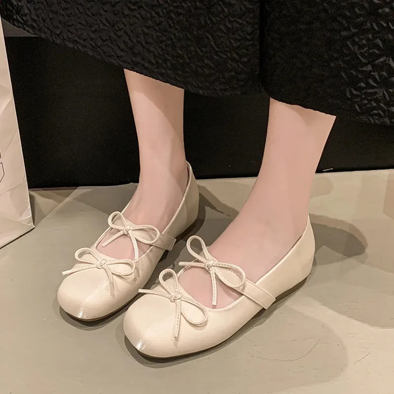 Mary Jane Low Heel Autumn Square Toe Shallow Mouth Bow One Soft Sole Anti Slip Wear Resistant Single Shoes 260602_voghion.com