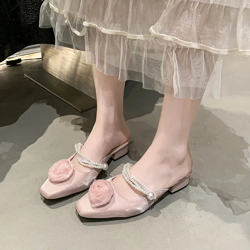 Sandali eleganti con perle e punta quadrata tacco medio_voghion.com