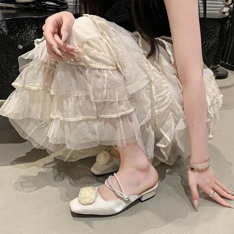 Sandali eleganti con perle e punta quadrata tacco medio_voghion.com