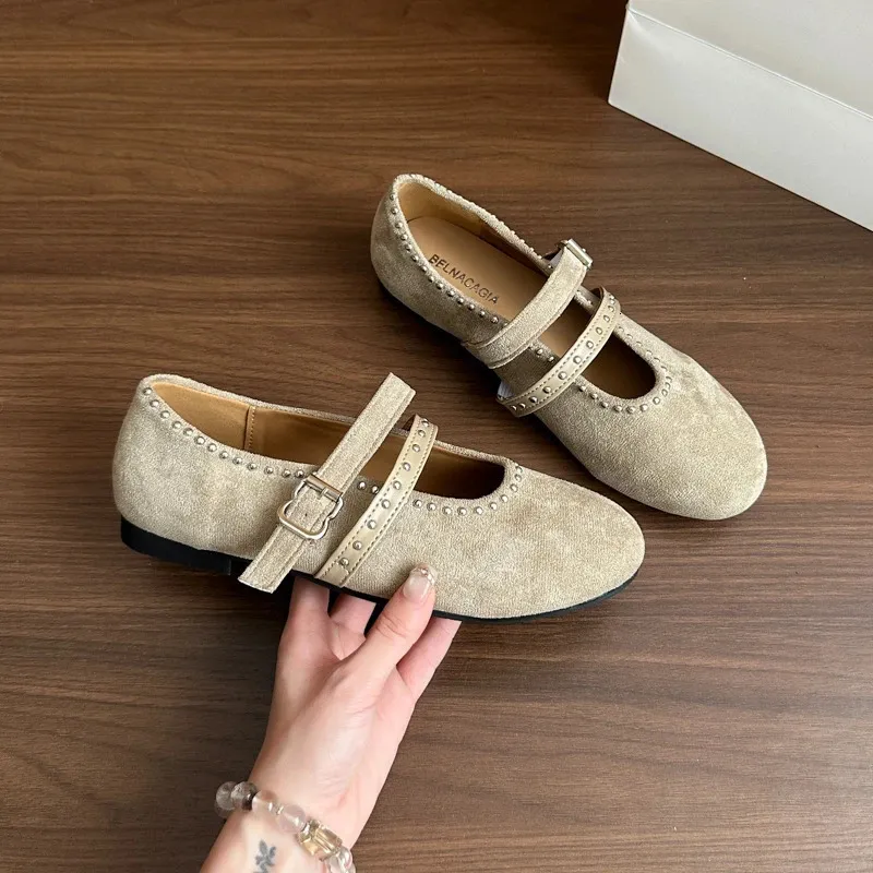 Autumn Low Heel Womens Fashion Round Toe Suede Slip Strap Rivet Soft Sole Anti Slip Wear Resistant Single Shoes 260602_voghion.com