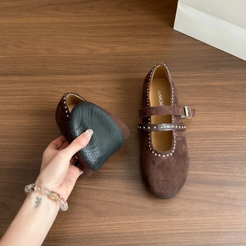 Autumn Low Heel Womens Fashion Round Toe Suede Slip Strap Rivet Soft Sole Anti Slip Wear Resistant Single Shoes 260602_voghion.com