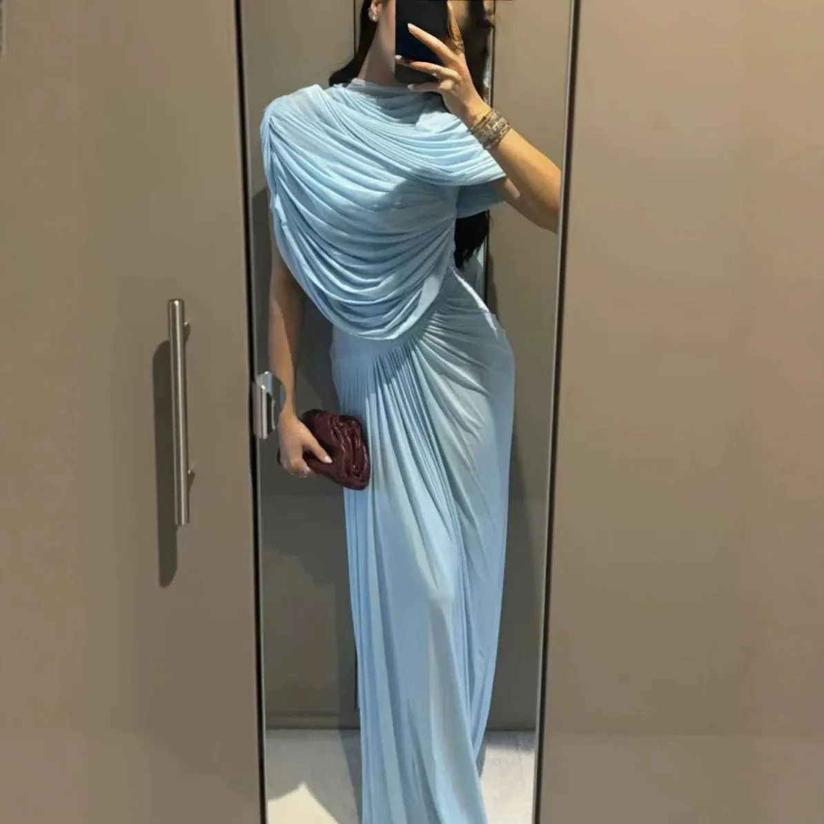 gold party dresses for women Sequin Spaghetti Strap Sexy High Slit Dresses,CP0174 US10 / As Pic Carolina Floral 3/4 Sleeve Maxi Dress (Size):4XL If you see gaps Small Dresser Chest of collections:bump-friendly-dresses