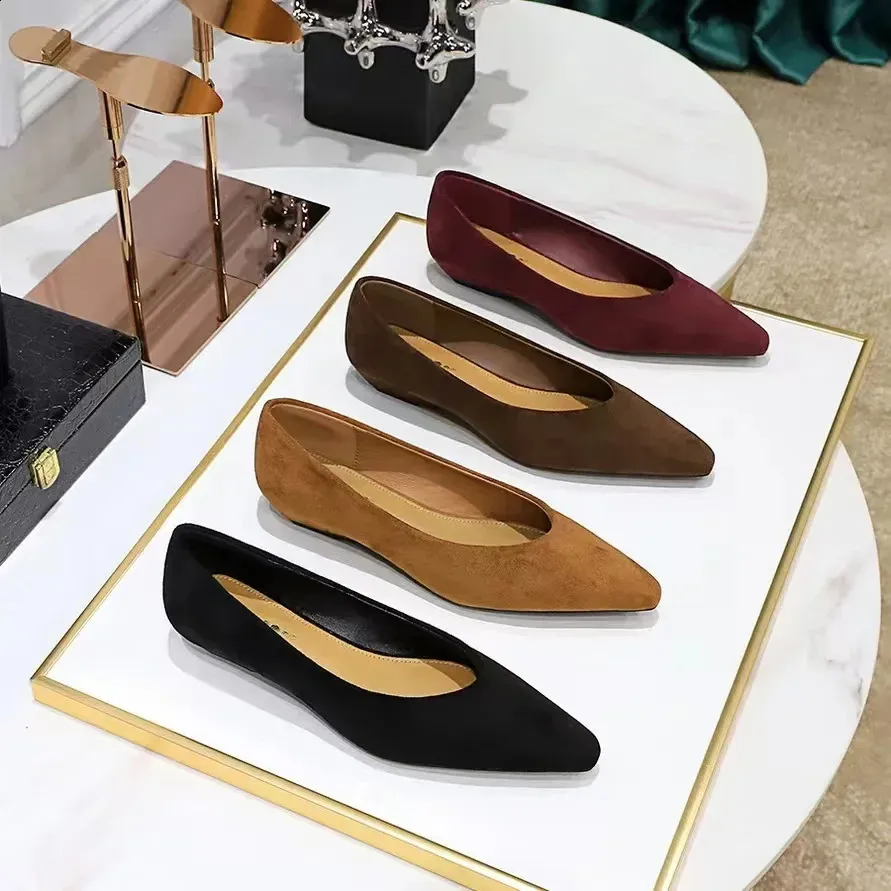 Elegante Braune Pumps Mit Niedrigem Absatz Für Das Büro_voghion.com