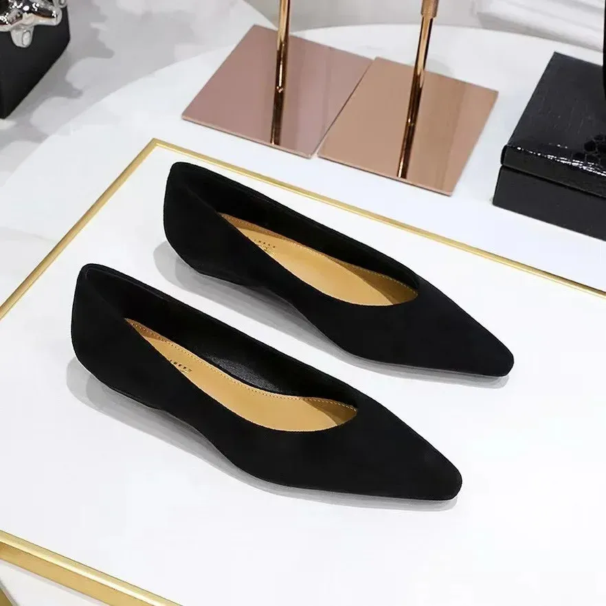 Elegante Braune Pumps Mit Niedrigem Absatz Für Das Büro_voghion.com