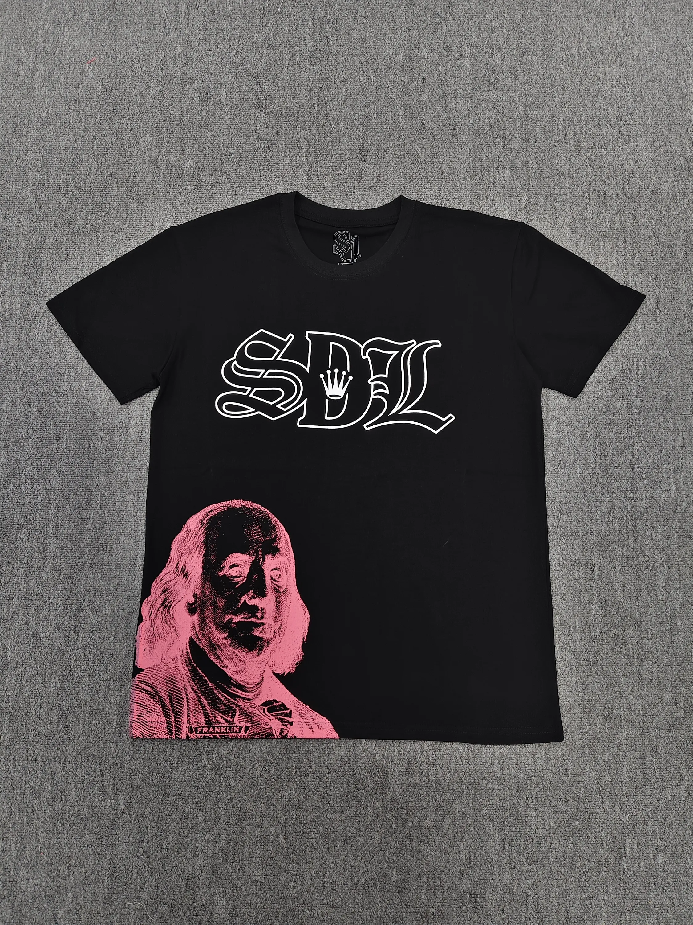 Summer Novelty 100% Cotton Short Sleeve T-shirt with Purple Skull