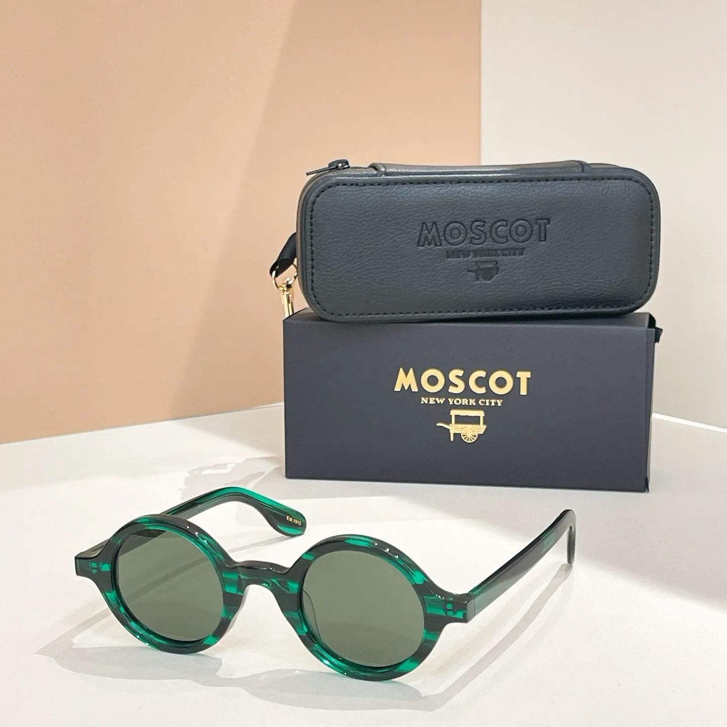 Moscot Polarized UV400 Protection Sunglasses Tortoise  display picture 1