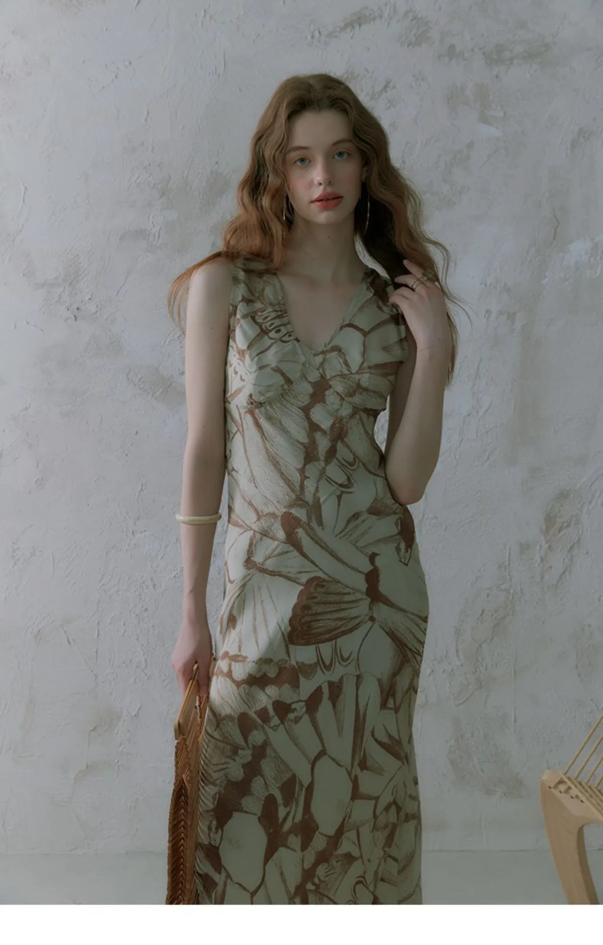 lady vintage butterfly dress Vintage Dresses