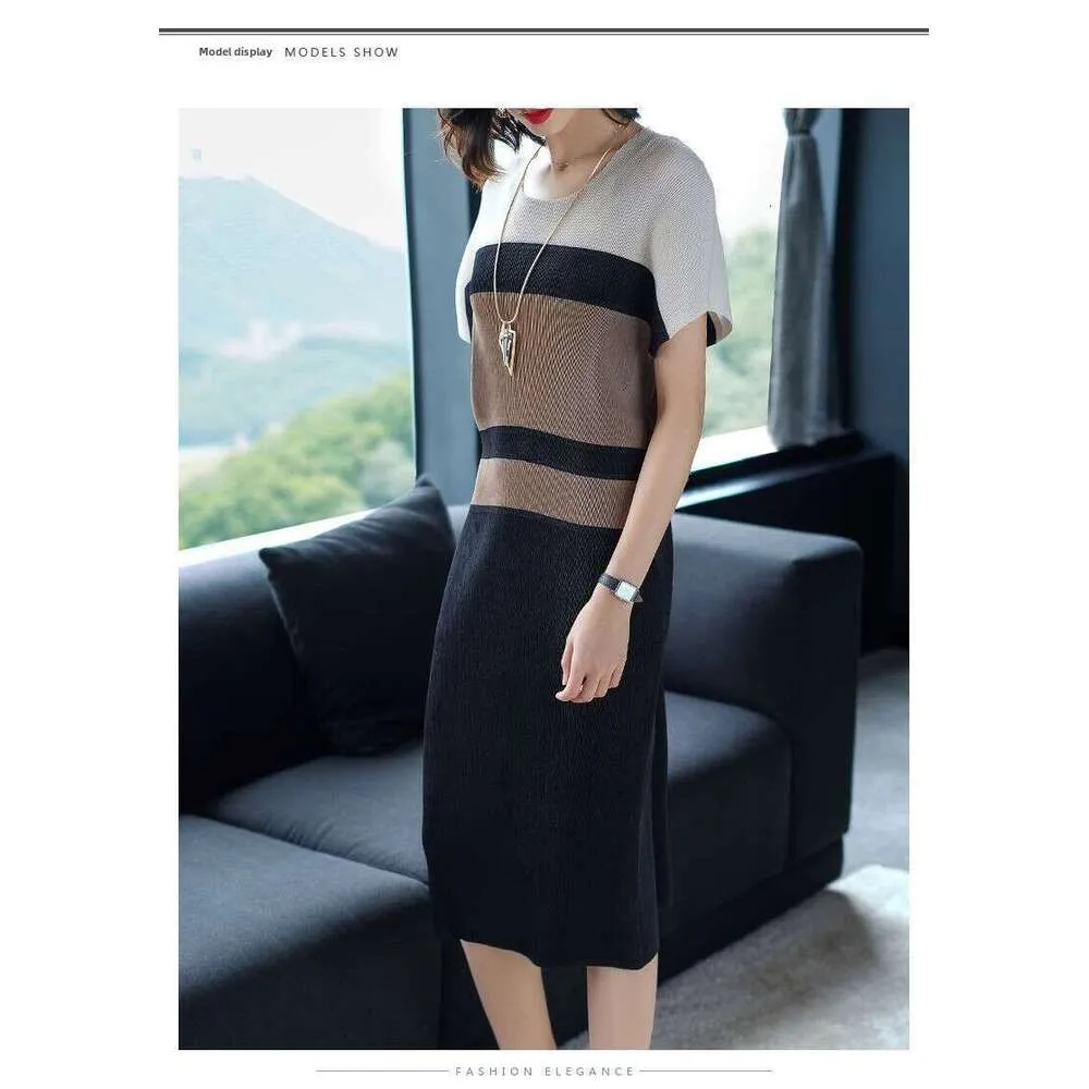 one piece dress korean style Colored Loose Pleated Formal... From Clothes0728, Rs.4,037.29 In Bulk primary-colour-black