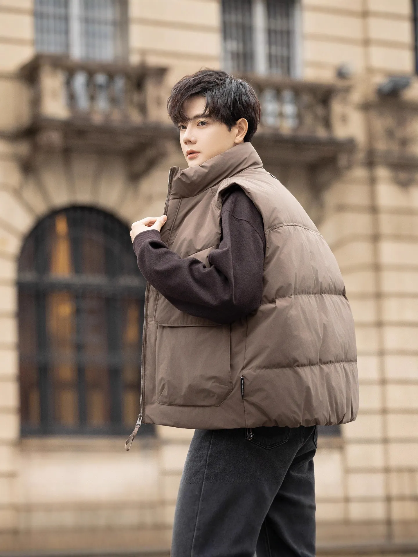 Korean Style Slim Fit Men's Down Padded Vest Mens... Men's Down ...