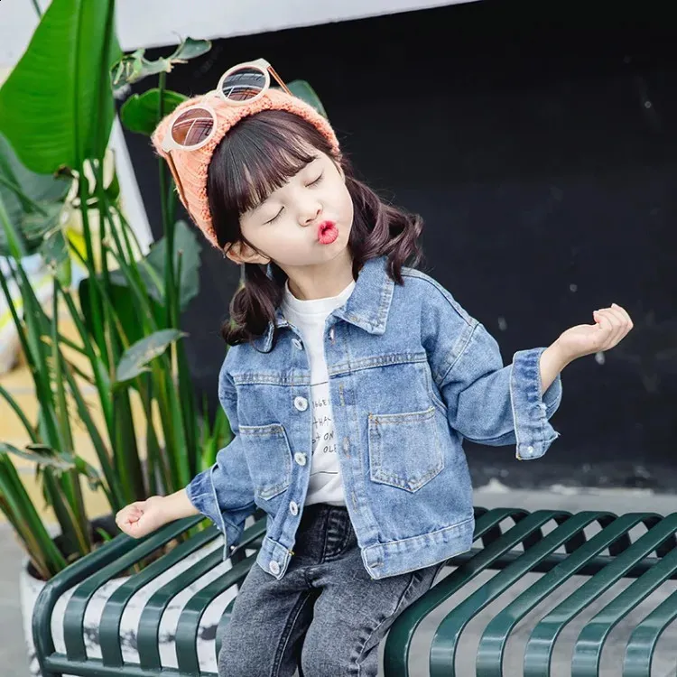 Girls Fashion Cartoon Denim Jacket Spring 2022 Children