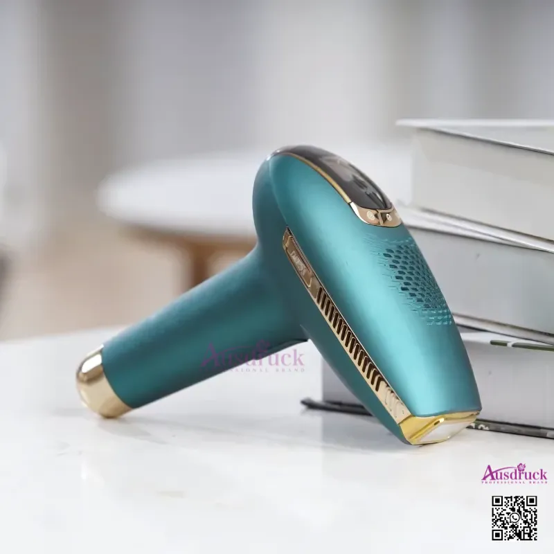 DEESS GP591C IPL Hair Removal Device with Cooling Effect and  display picture 2