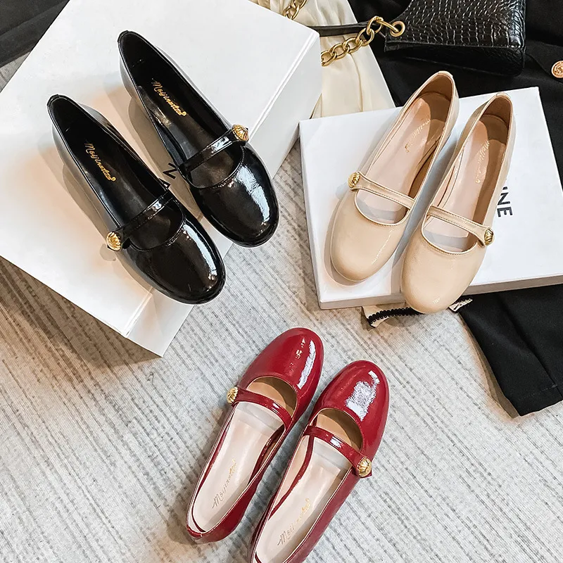 Save Big on Bulk Ladies Heels Heels 89cfa Low Woman Mary Janes Belt  Strap Ladies Round Toe Pumps Shiny Leather Lolita Tacones Femmes Cherry Red 