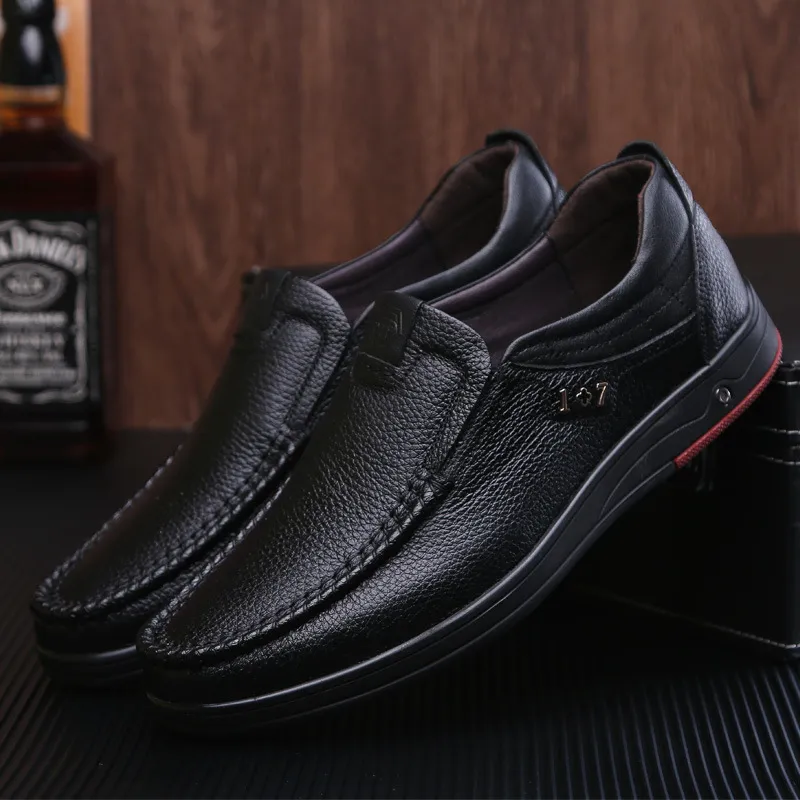Plus Size 48 Mens Casual Leather Slip-On Loafers with  display picture 1