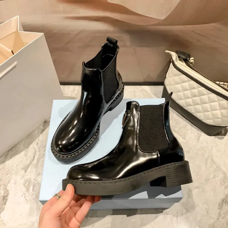 Women Luxury Boots Designer Platform Boot Over The Knee Fashion Flat Leather Nylon Strap Material Detachable Small Wallet Lady Thick Bottom Casual Shoe Booties From 44 36 DHgate