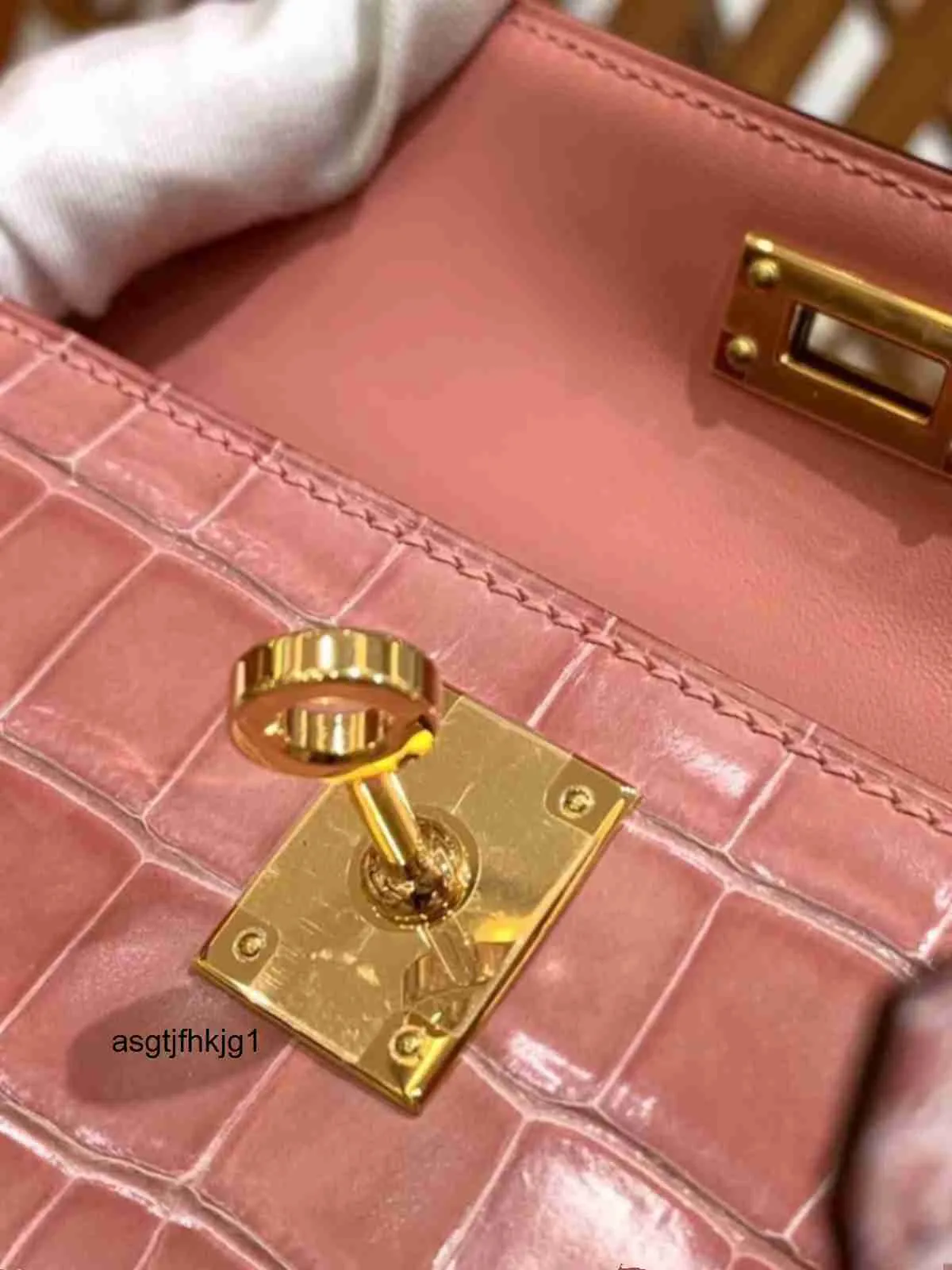 DHgate.com:Genuine Crocodile Leather Mini Handbag | Handmade