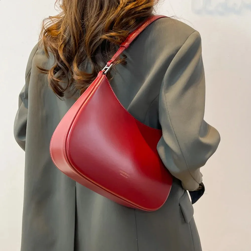 Stylish Half Moon Leather women's shoulder handbags for