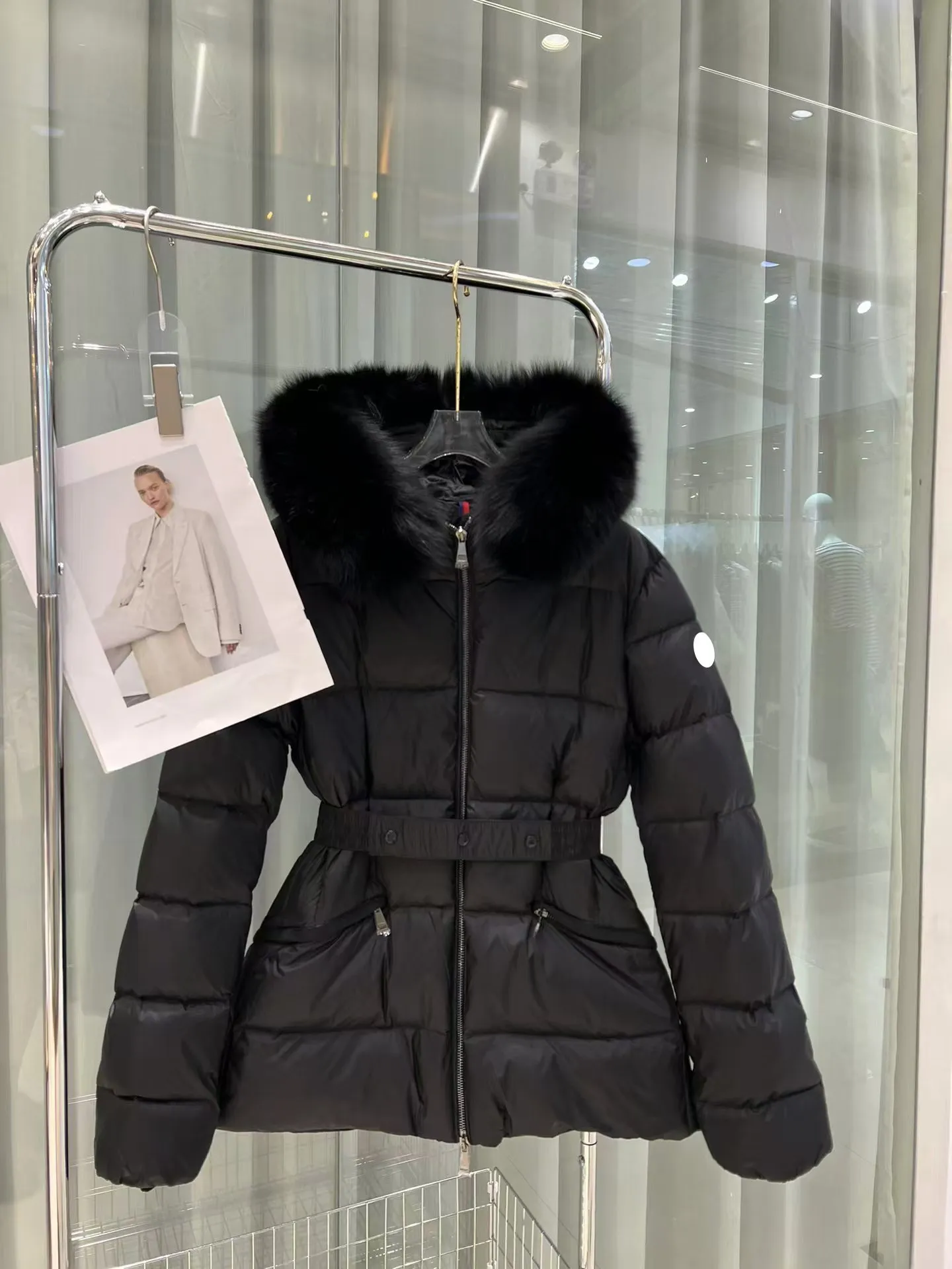 Womens Designer Puffer Coat With Fur Hood Women's Designer Coat With Fur  Hood Online