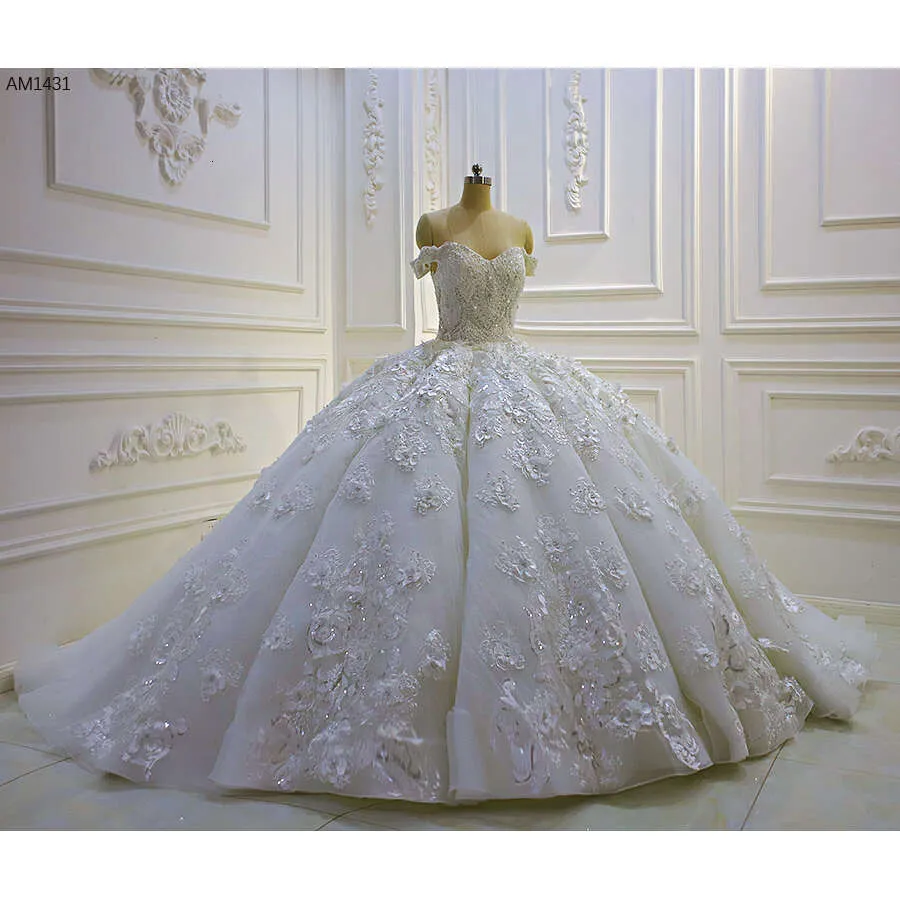 Abito Da Sposa In Tulle Da In A Fiori 3d Con Treno Staccabile