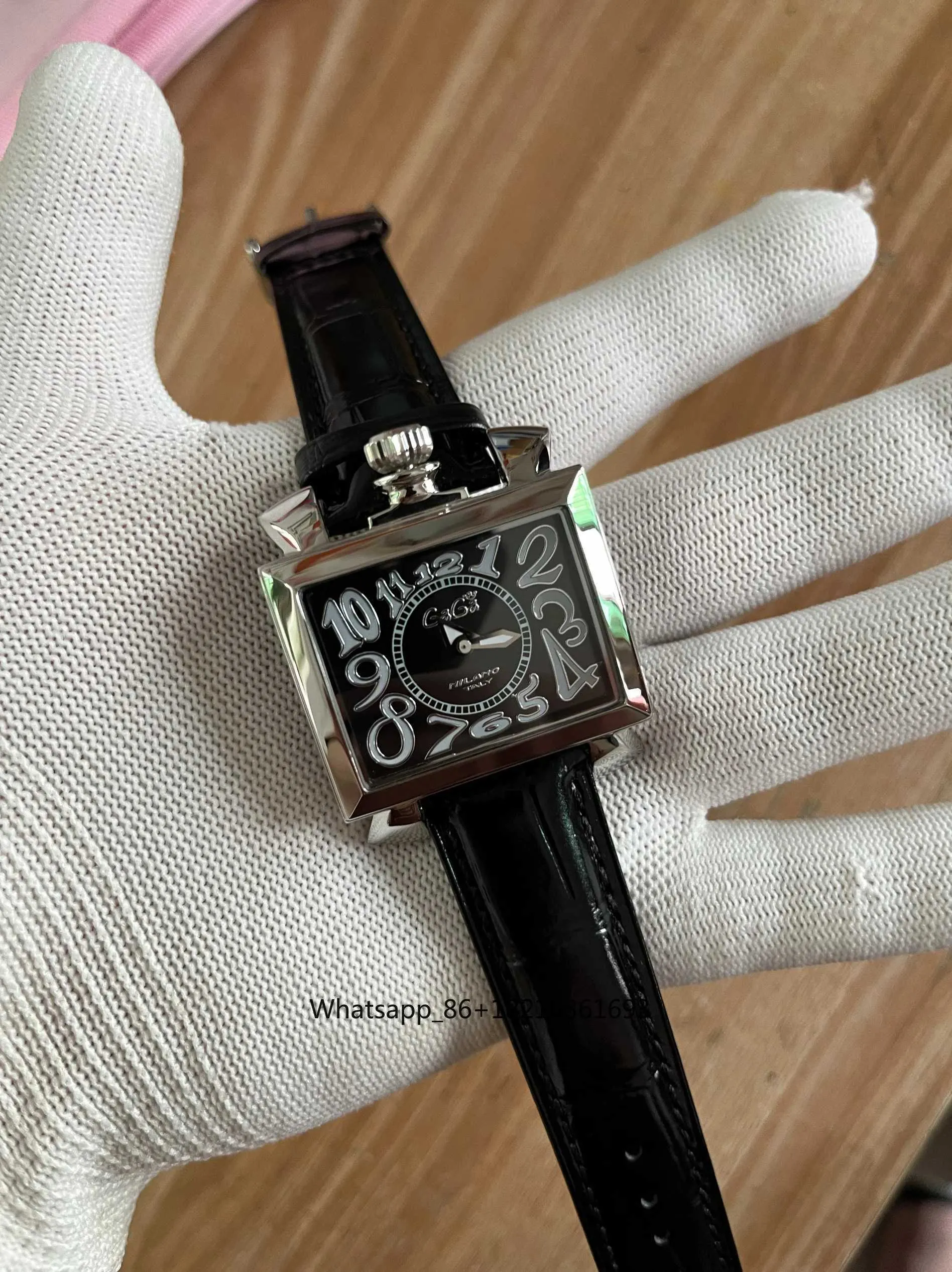 DHgate.com:Womens Fashion Square Large Dial Waterproof Watch