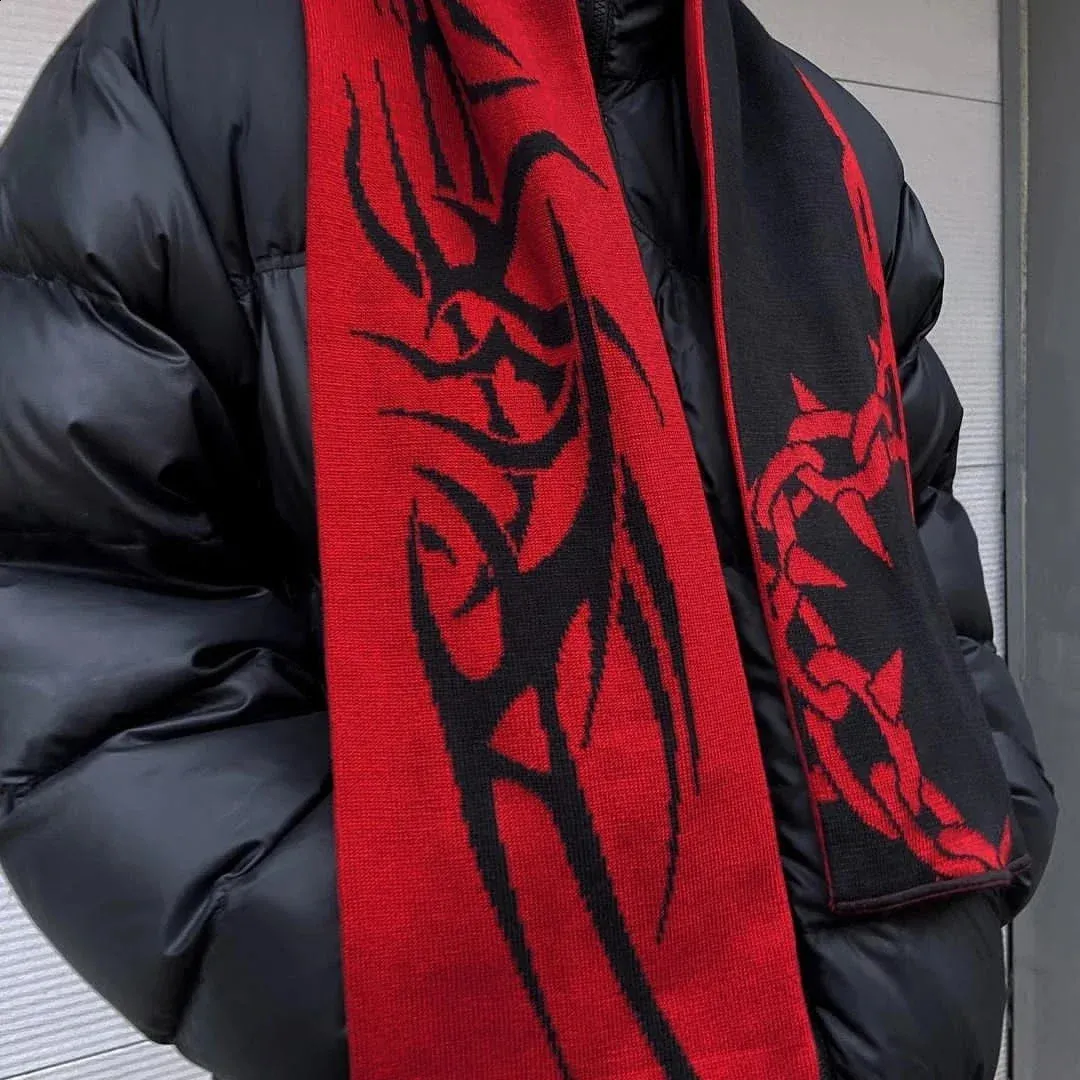 DHgate.com:Anime Goth Scarf - Japanese Shackles Knitted