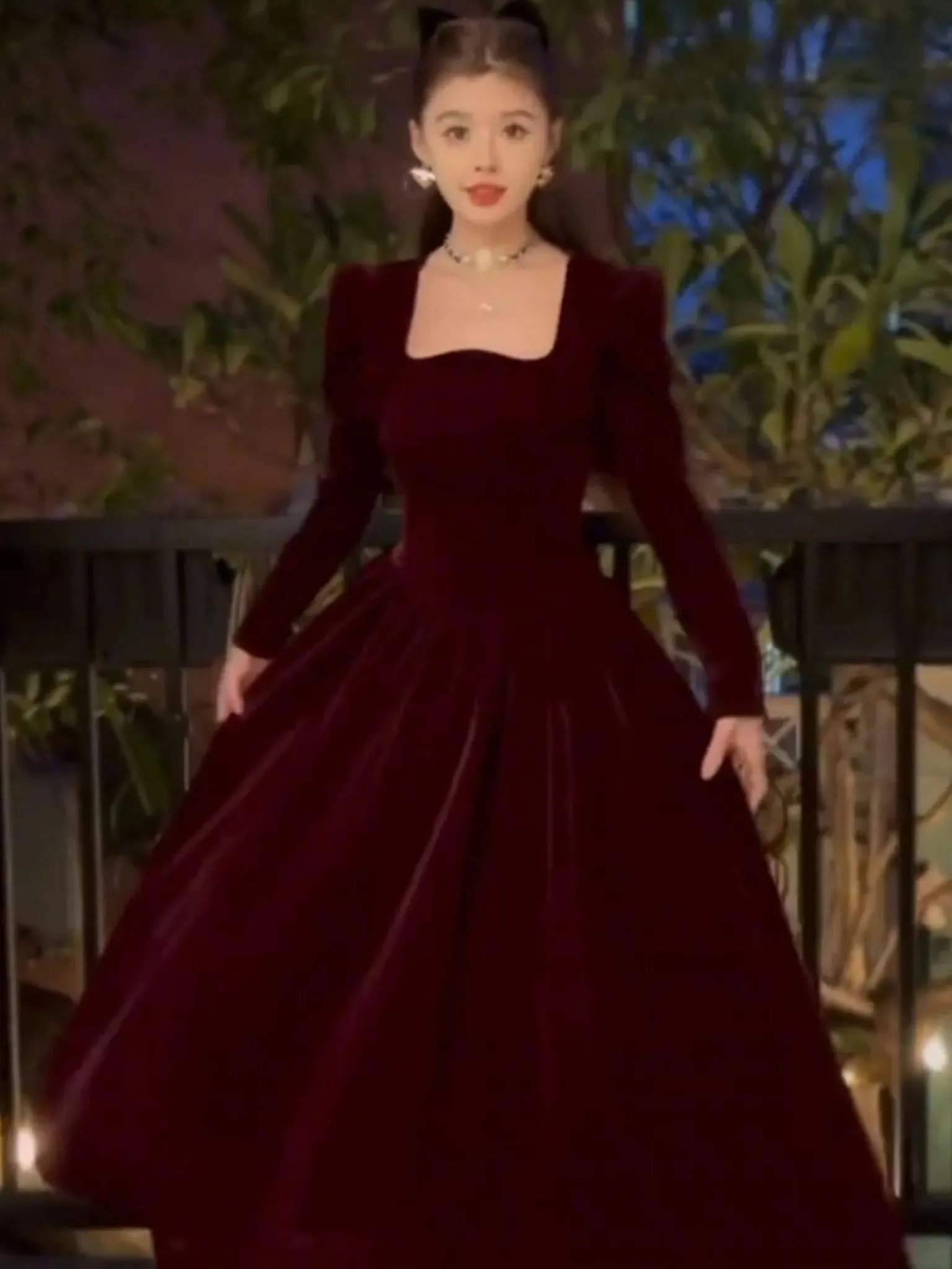 French Christmas Red Velvet Vampire's Wife Dress with Square Collar for Women's Elegant Evening Party and Ball Vampire's Wife Dress in Autumn and