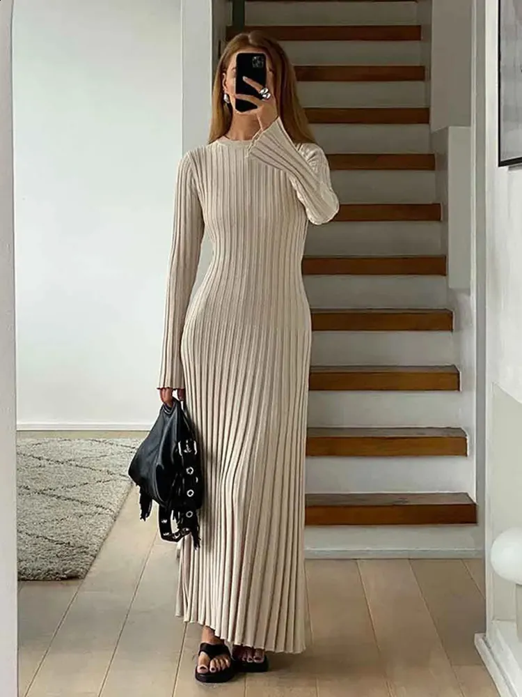 Elegant Solid Pleated Knitted Lace Pleated Midi Dress For Women 