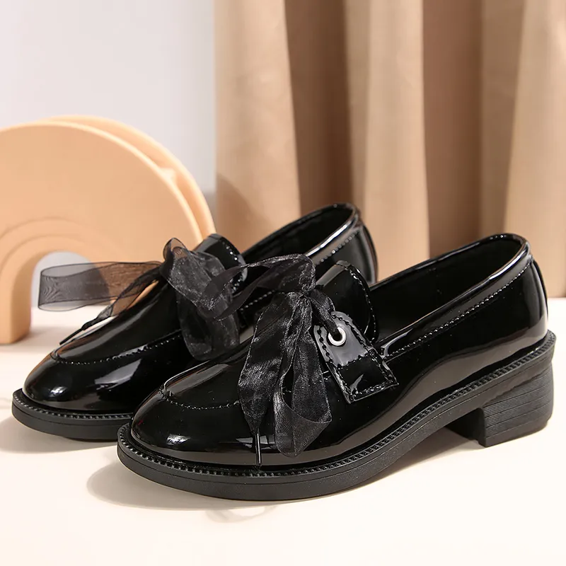 Wholesale Womens Black Patent Leather Loafers With Ribbon  display picture 2