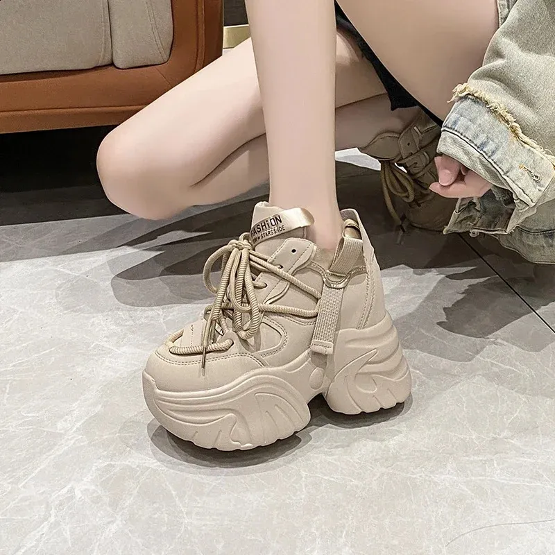 Dames Wandel Sportschoenen Herfst Kanten Hoog Platform Dikke Schoenen Ademende Lederen Schoenen 10 Cm Winterwedge Hoge Hakken Casual Schoenen 240903 Van 24 77 DHgate