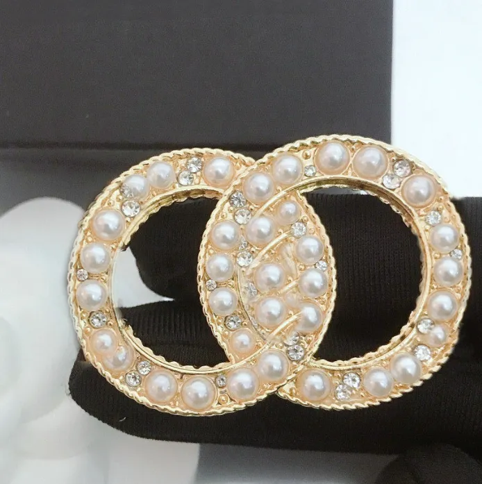 Broches, Fantaisie Femmes Mode Broche Femme épingle Pins Nourrice Rhinestone Accessoires élégant Comme Cadeau Filles Fantaisies Fleur Crystal Bijoux Pour Vêtement Fournitures Mariage Anniversaire Noël