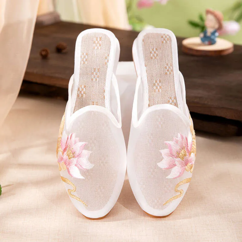 Womens Summer Breathable Mesh Slippers with Ancient Cheongsam